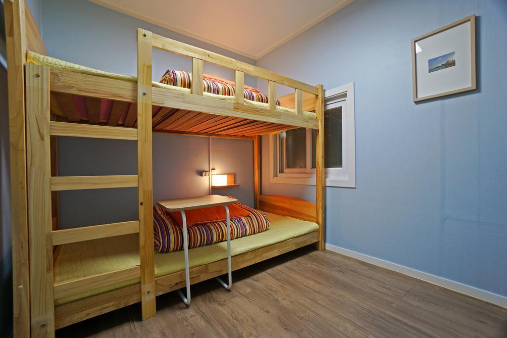 710 Guesthouse Yellow Busan Cameră foto